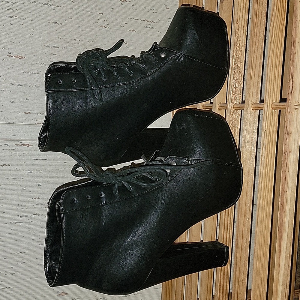 Delicacy "Lita" booties